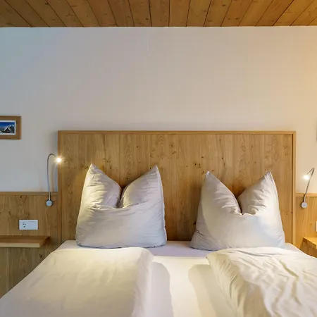 Apartmenthaus Jagdhof 리스바이제필드
